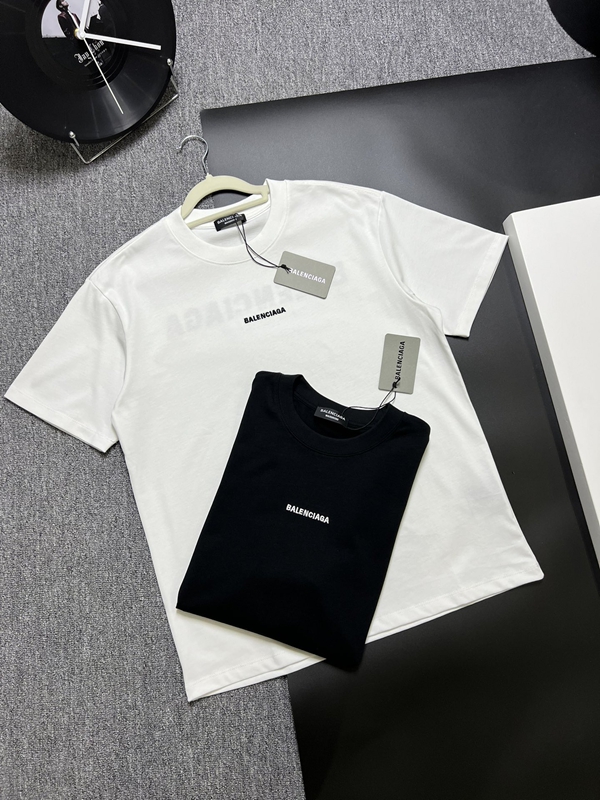 ブランドTシャツ正面デザイン